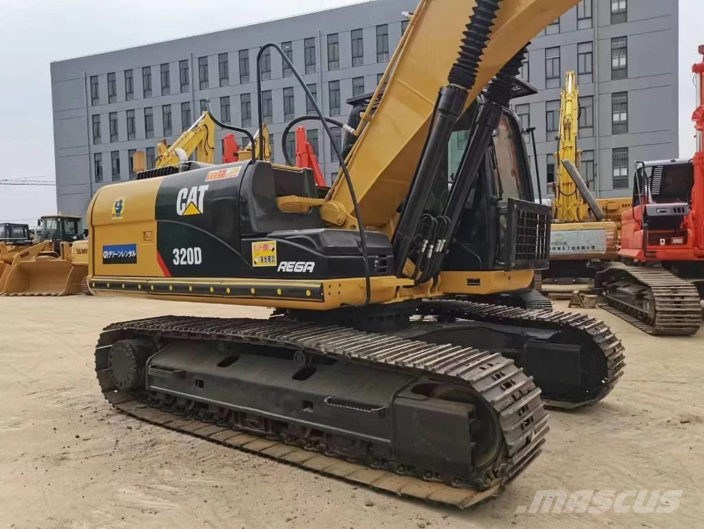 CAT 320 D Beltegraver