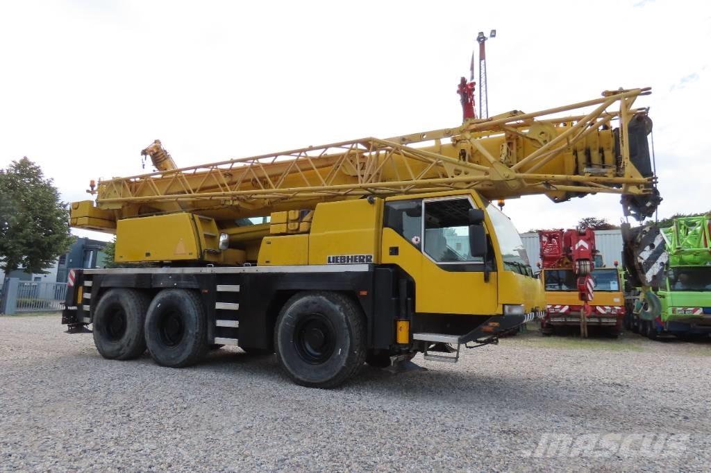 Liebherr LTM 1055-1 Allterreng kraner