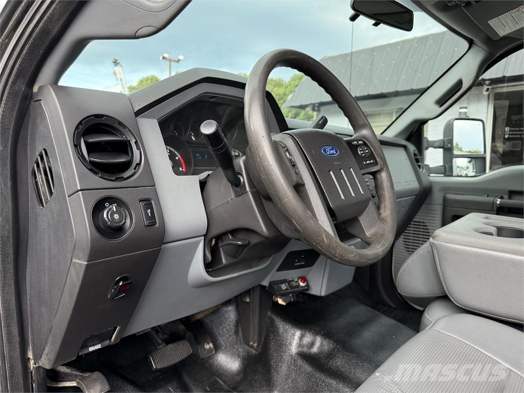 Ford F550 Kommunalt / generelt kjøretøy