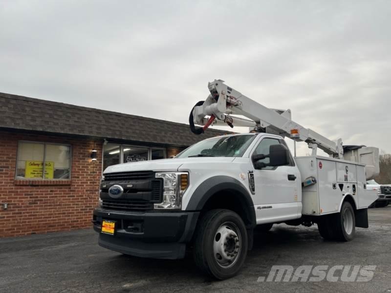 Ford F550 Bilmontert lift