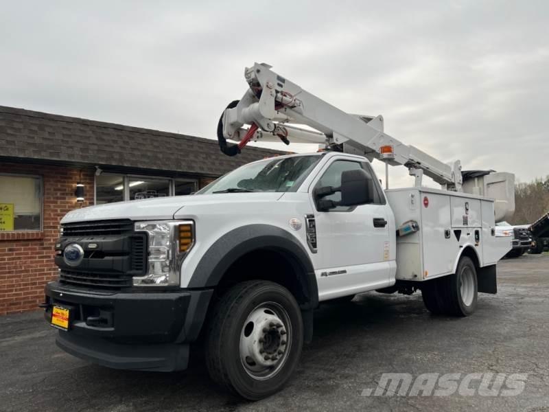 Ford F550 Bilmontert lift