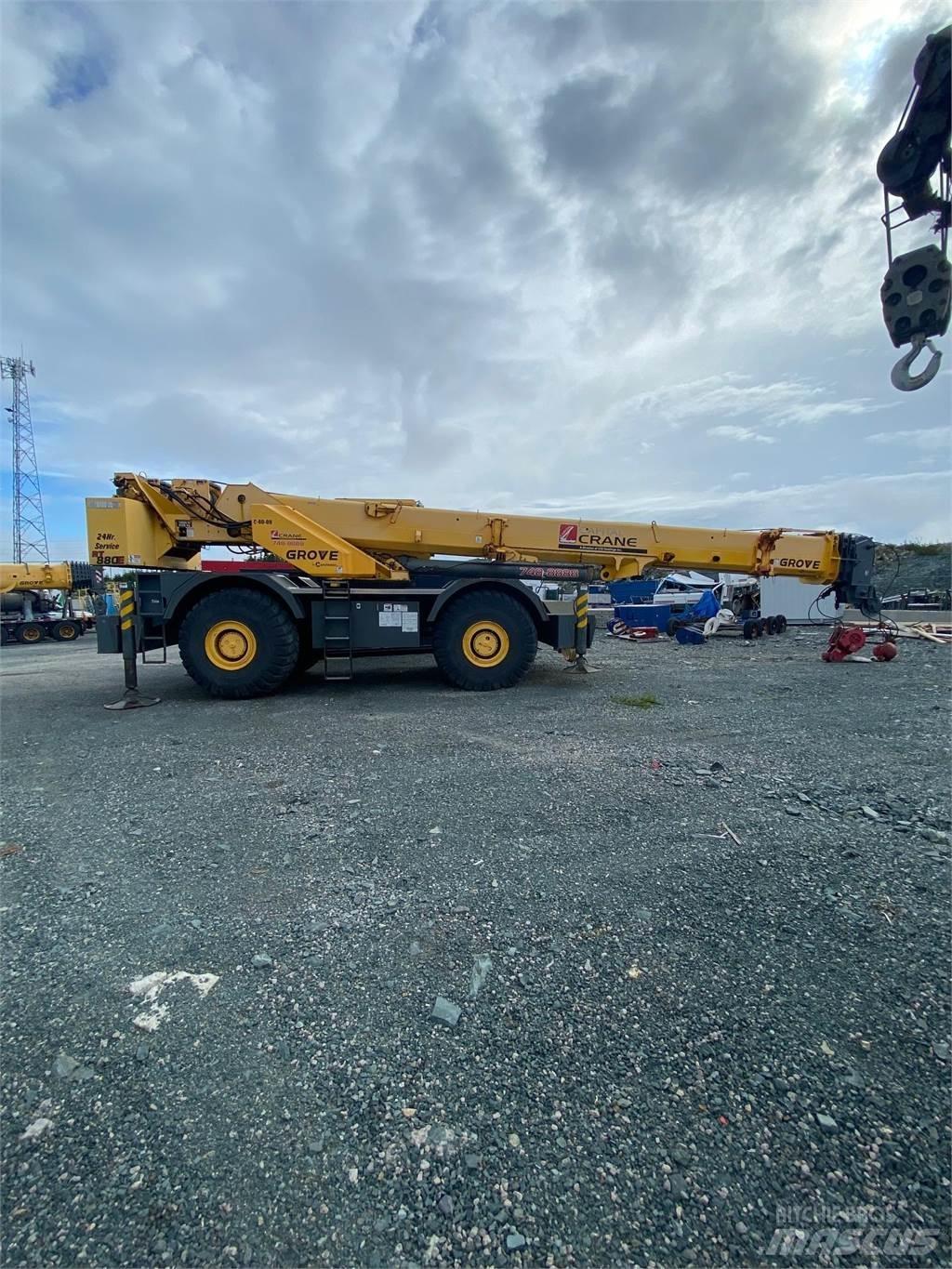 Grove RT880E Røff terreng kraner