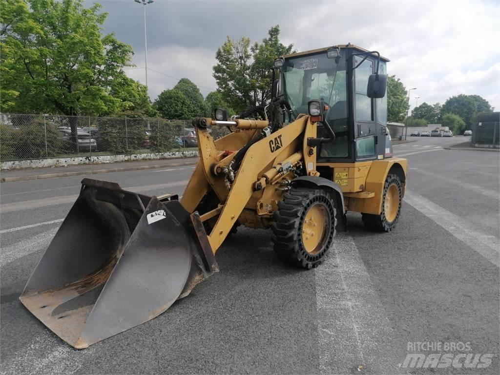 CAT 904B Annet laste- og graveutstyr