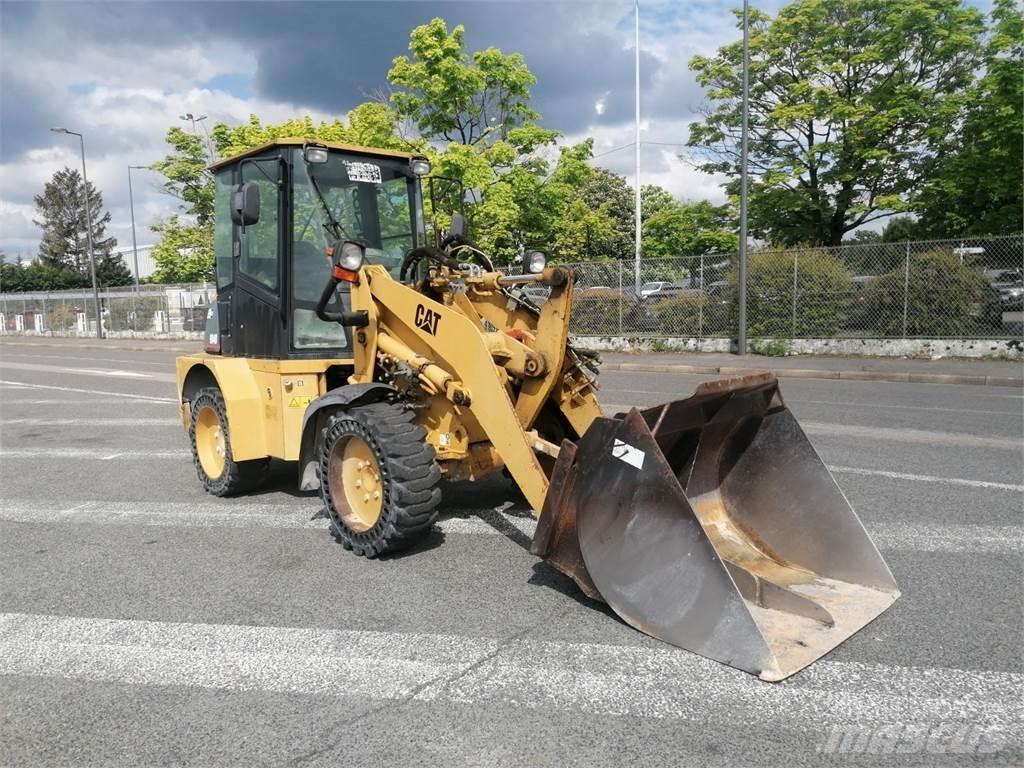 CAT 904B Annet laste- og graveutstyr