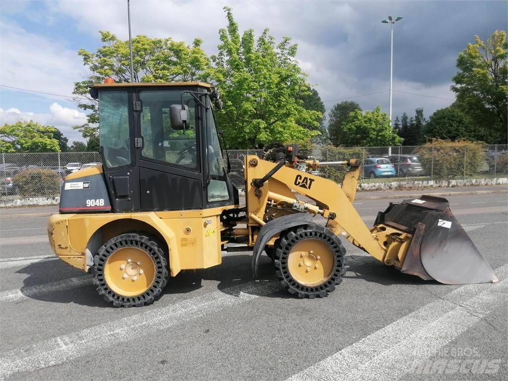 CAT 904B Annet laste- og graveutstyr