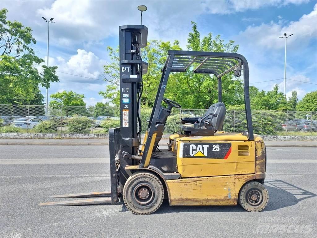 CAT EP25KP Gaffeltrucker - Annet