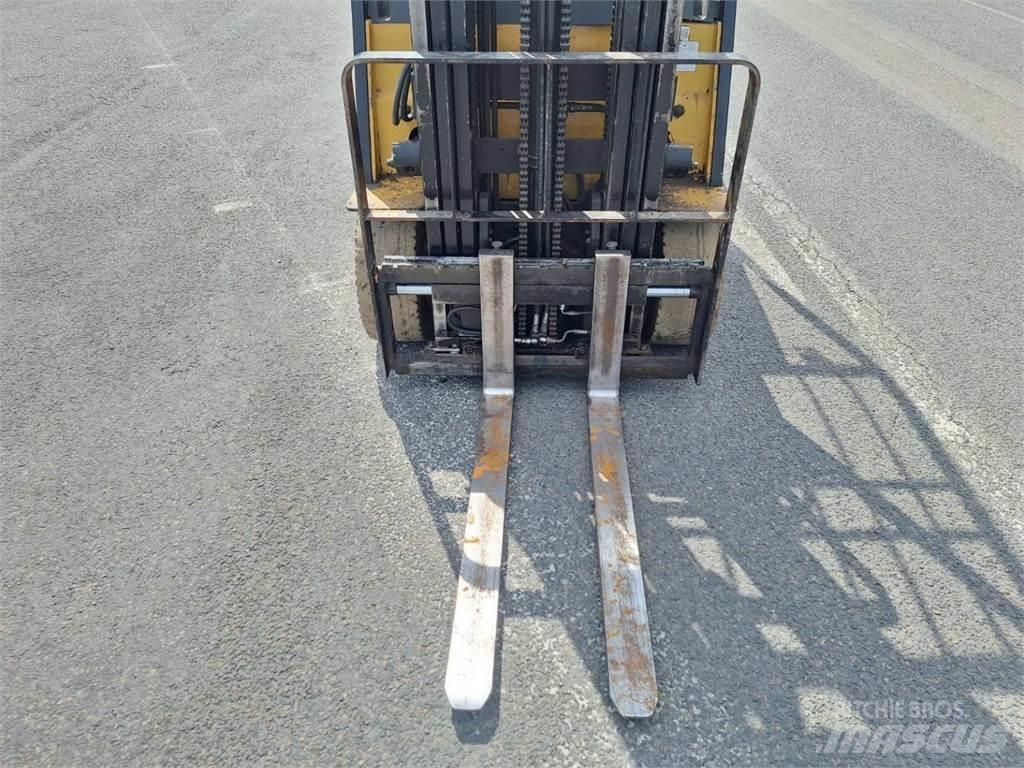 CAT EP25KP Gaffeltrucker - Annet
