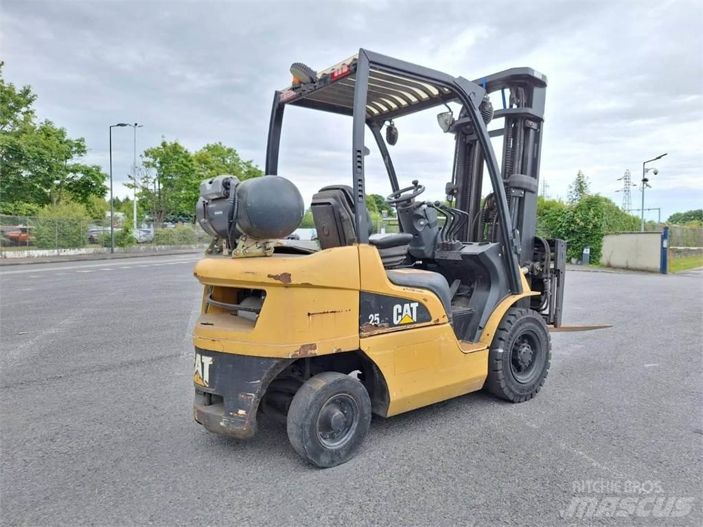 CAT GP25N Gaffeltrucker - Annet
