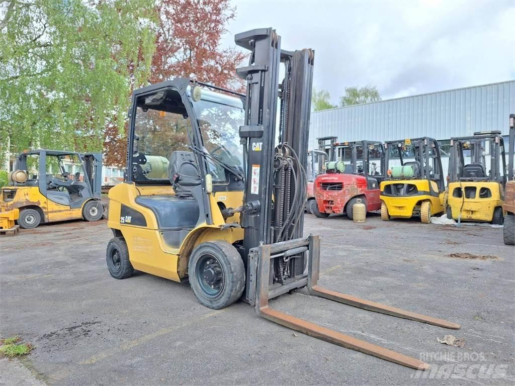 CAT GP25N Gaffeltrucker - Annet
