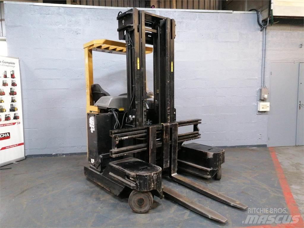 CAT NRM20K Skyvemasttruck