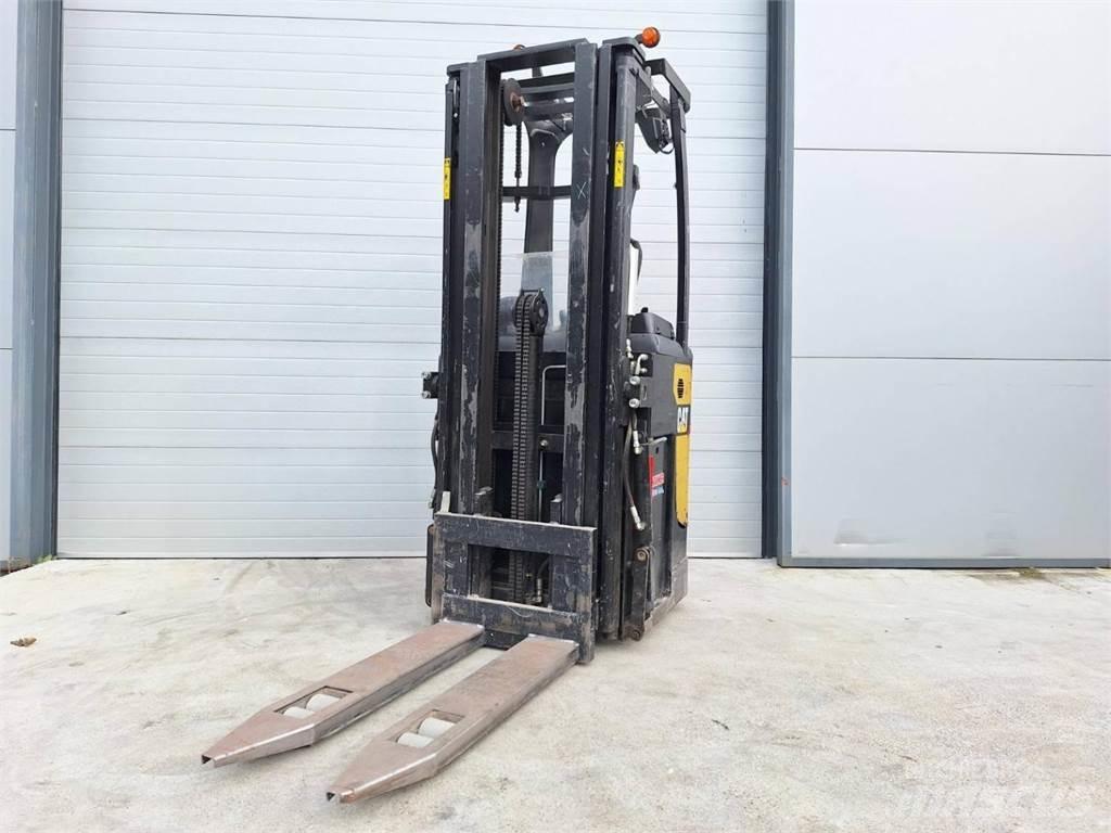 CAT NSR20N Stablere