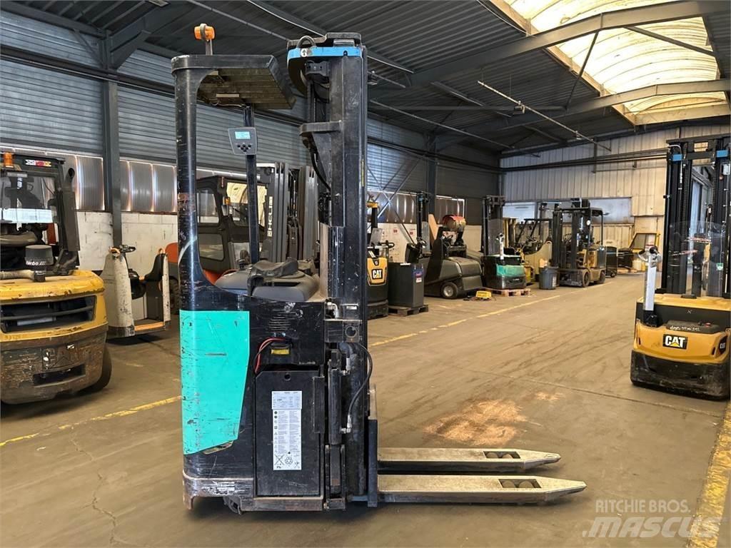 CAT NSR20N Stablere