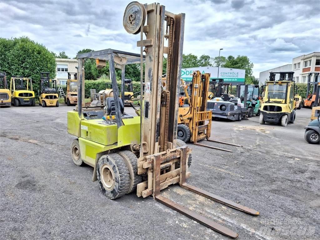 Clark GPM30 Gaffeltrucker - Annet