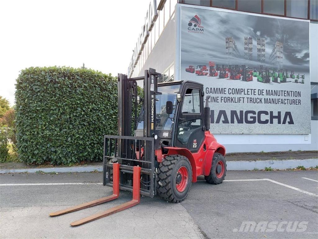 Hangcha TT25-4 Terrenggående gaffeltruck