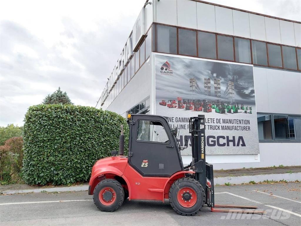 Hangcha TT25-4 Terrenggående gaffeltruck