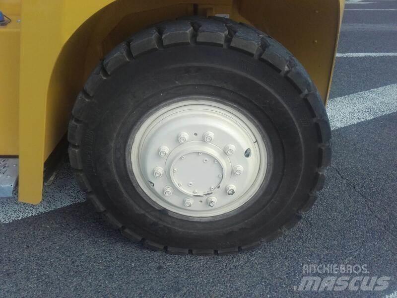 Yale GDP160EC12 Gaffeltrucker - Annet