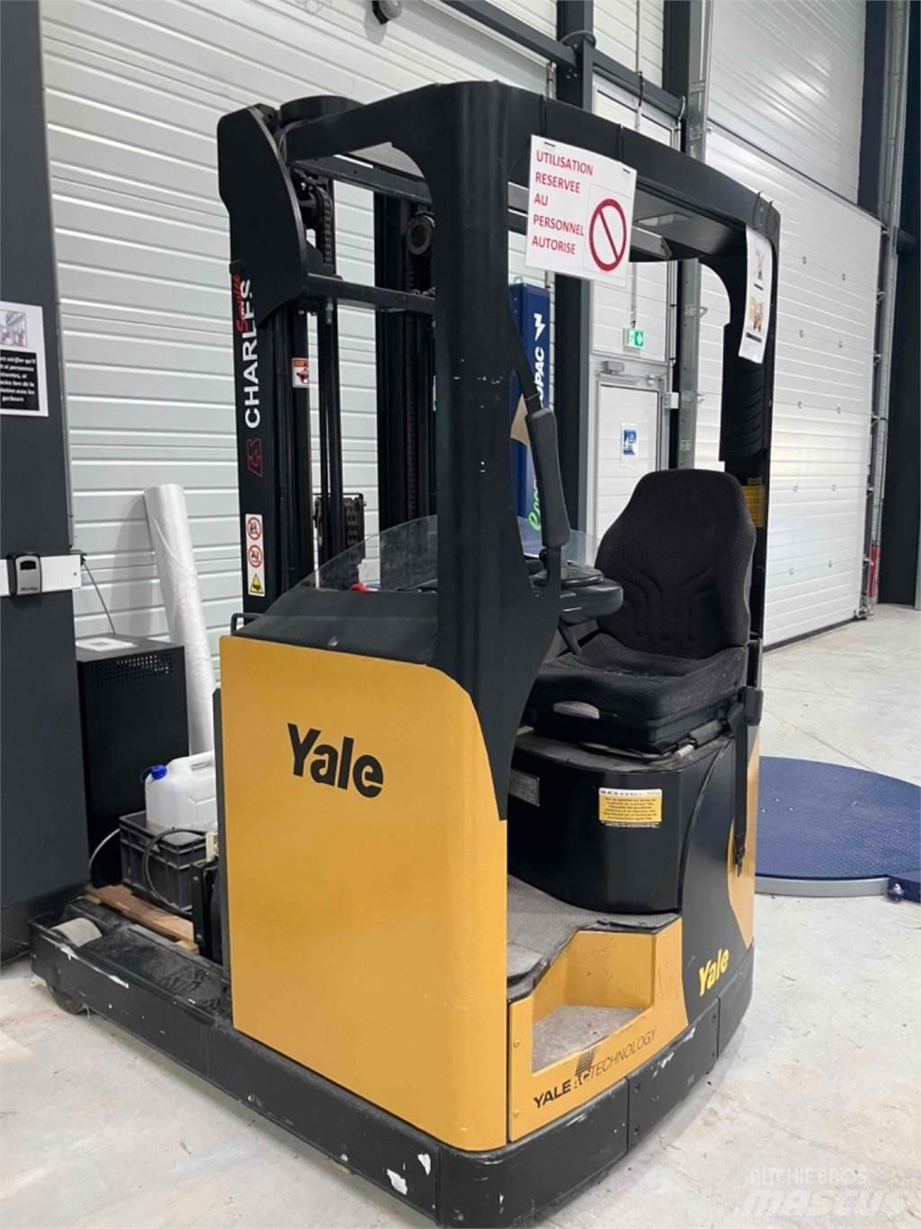 Yale MR14 Skyvemasttruck