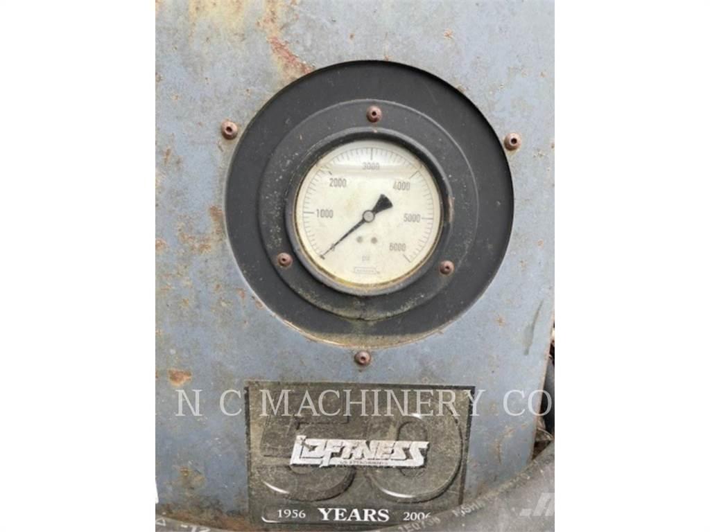  73AXH427 Kompaktlastere