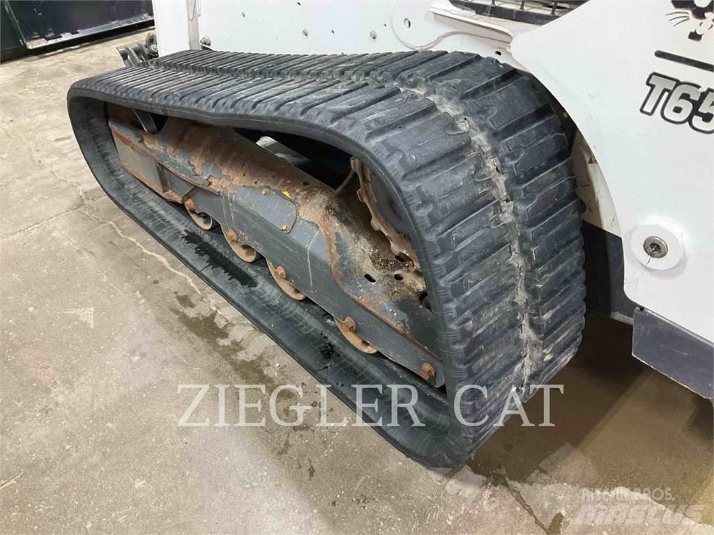 Bobcat T650 Beltelastere