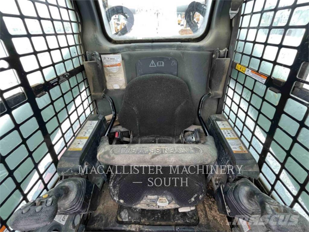 Bobcat T650 Beltelastere