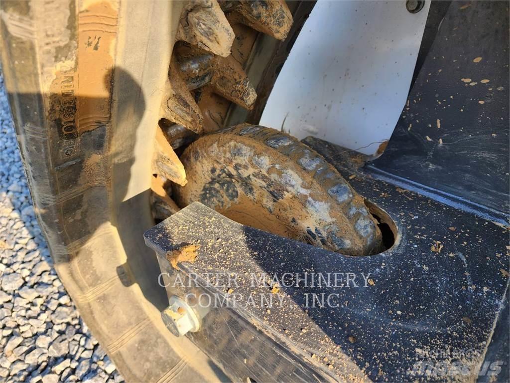 Bobcat T66 Kompaktlastere