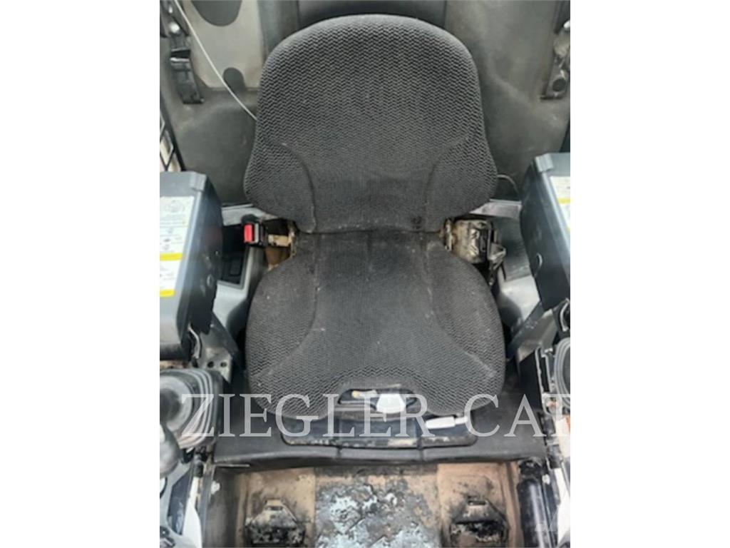 Bobcat T770 Beltelastere