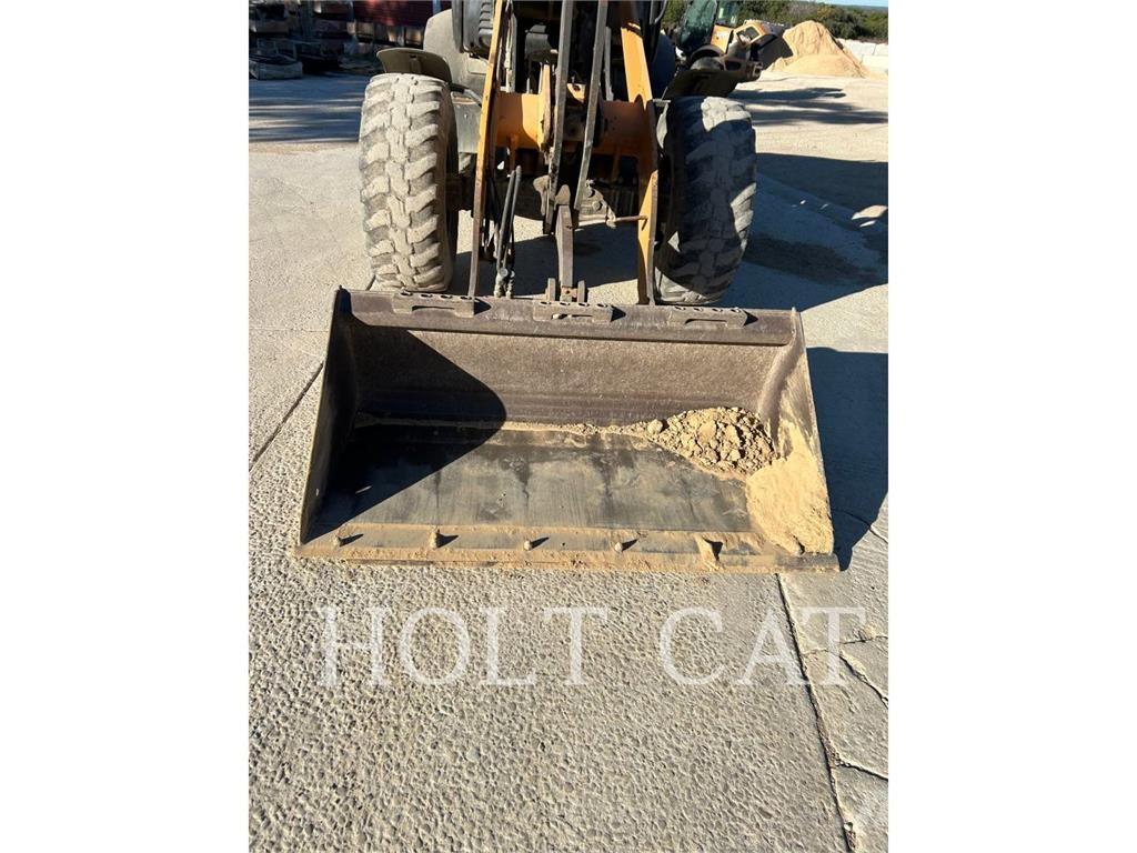 CASE 321F Hjullastere