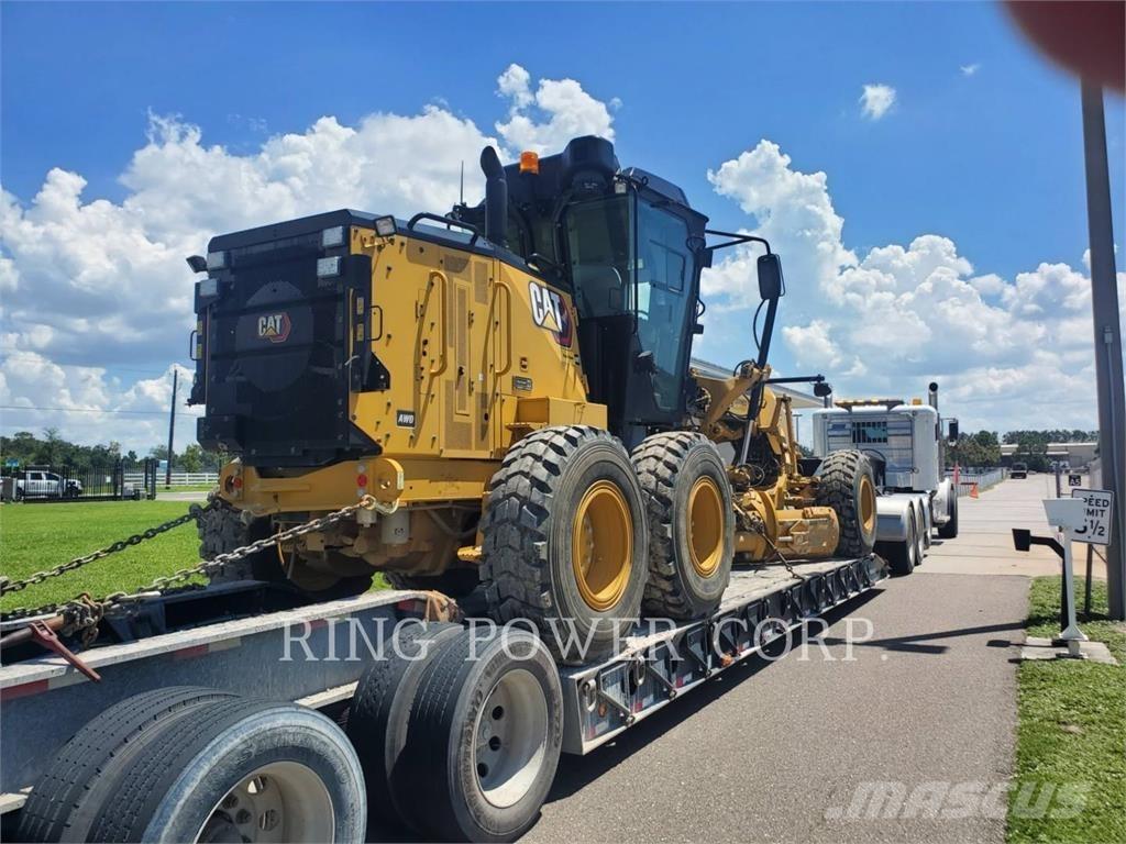CAT 120 AWD CS Veihøvler