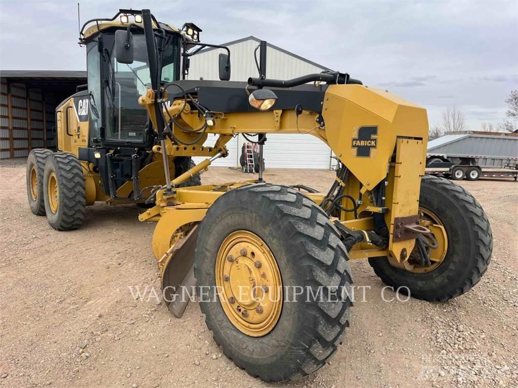 CAT 120M AWD Veihøvler