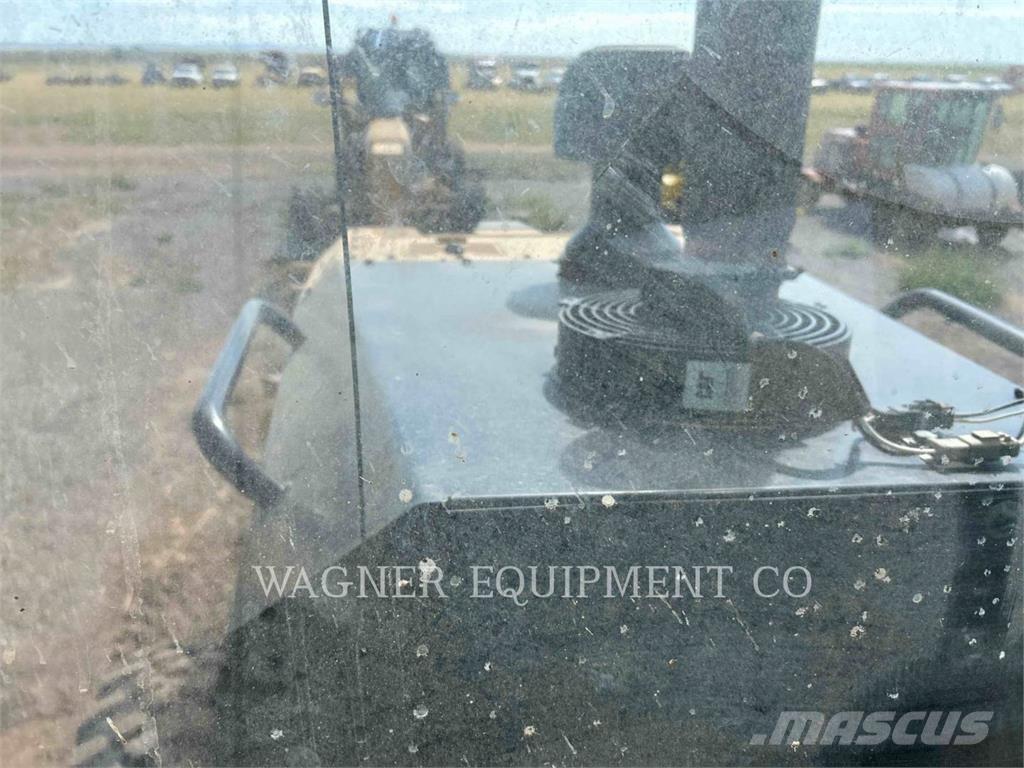 CAT 120M2 AWD Veihøvler