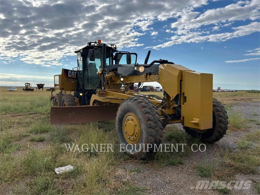 CAT 120M2AWD Veihøvler