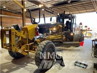 CAT 12M2 Veihøvler