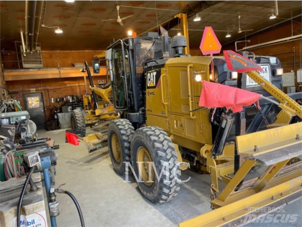 CAT 12M2 Veihøvler