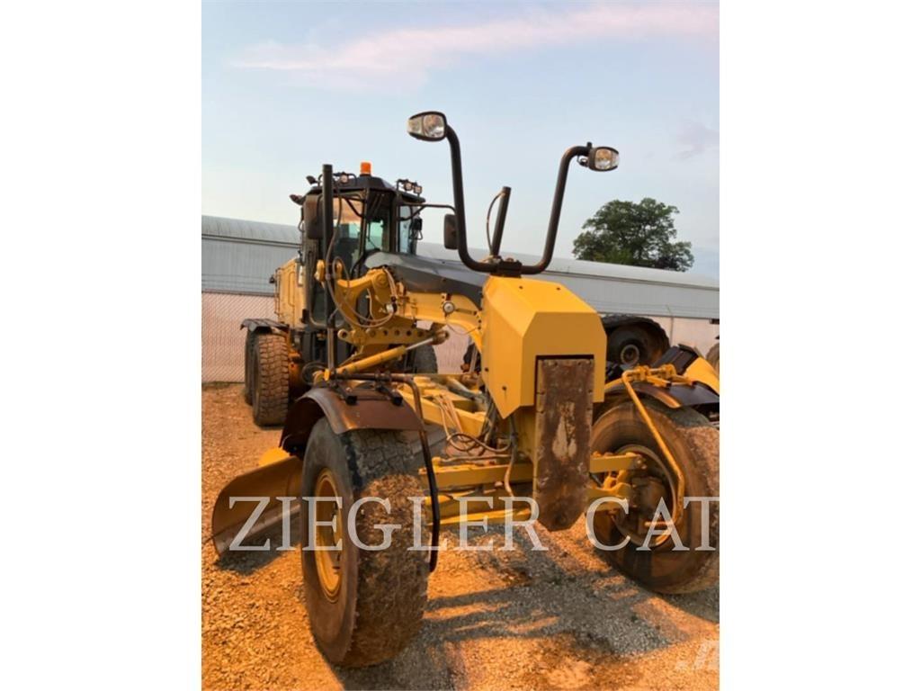 CAT 12M2 Veihøvler