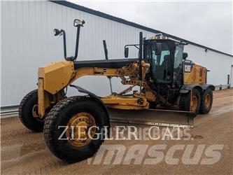 CAT 12M2AWD Veihøvler