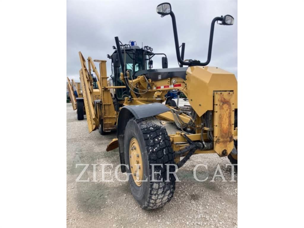 CAT 12M2AWD Veihøvler