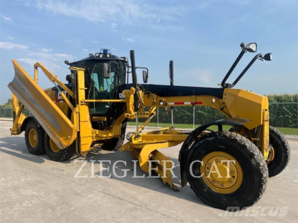 CAT 12M2AWD Veihøvler