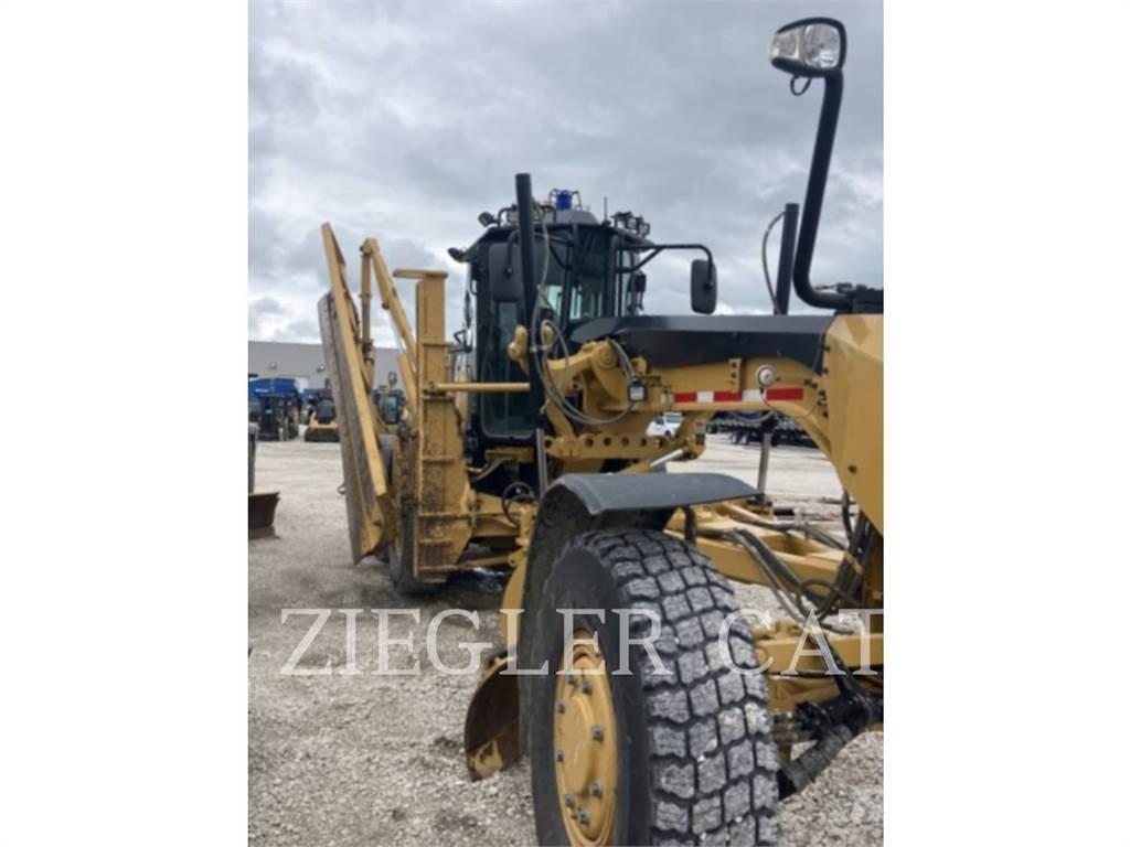 CAT 12M2AWD Veihøvler