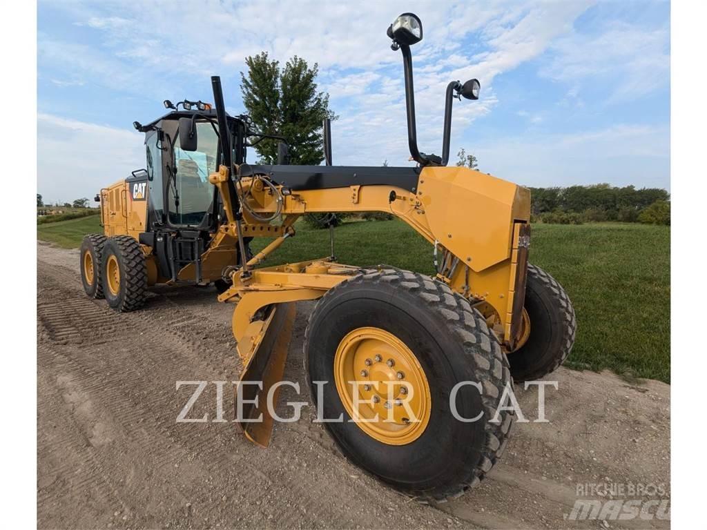 CAT 12M3 Veihøvler