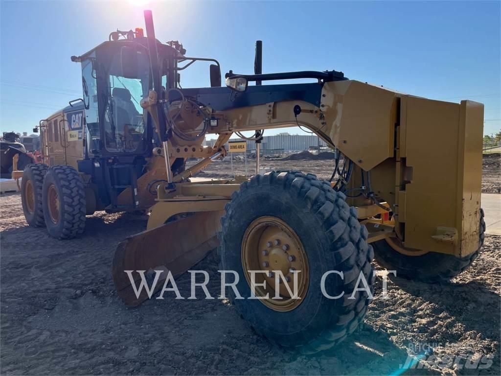 CAT 12M3 Veihøvler
