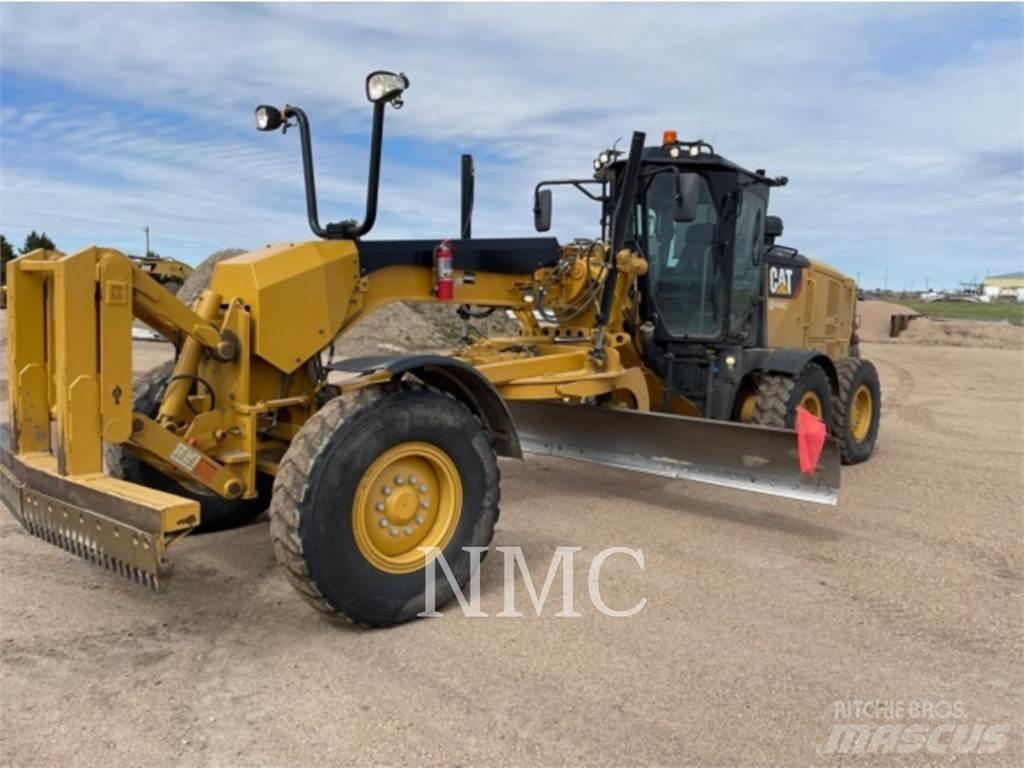 CAT 12M3 Veihøvler