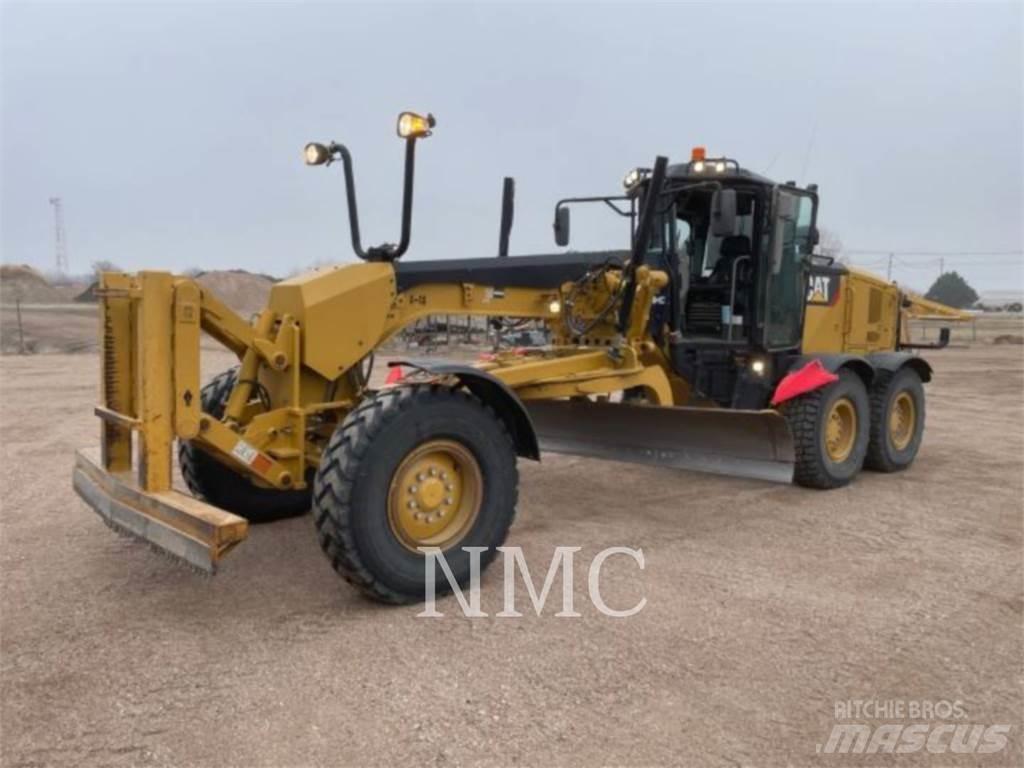 CAT 12M3 Veihøvler
