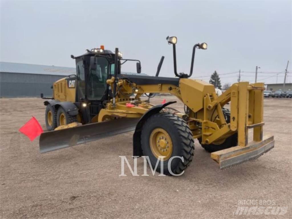 CAT 12M3 Veihøvler