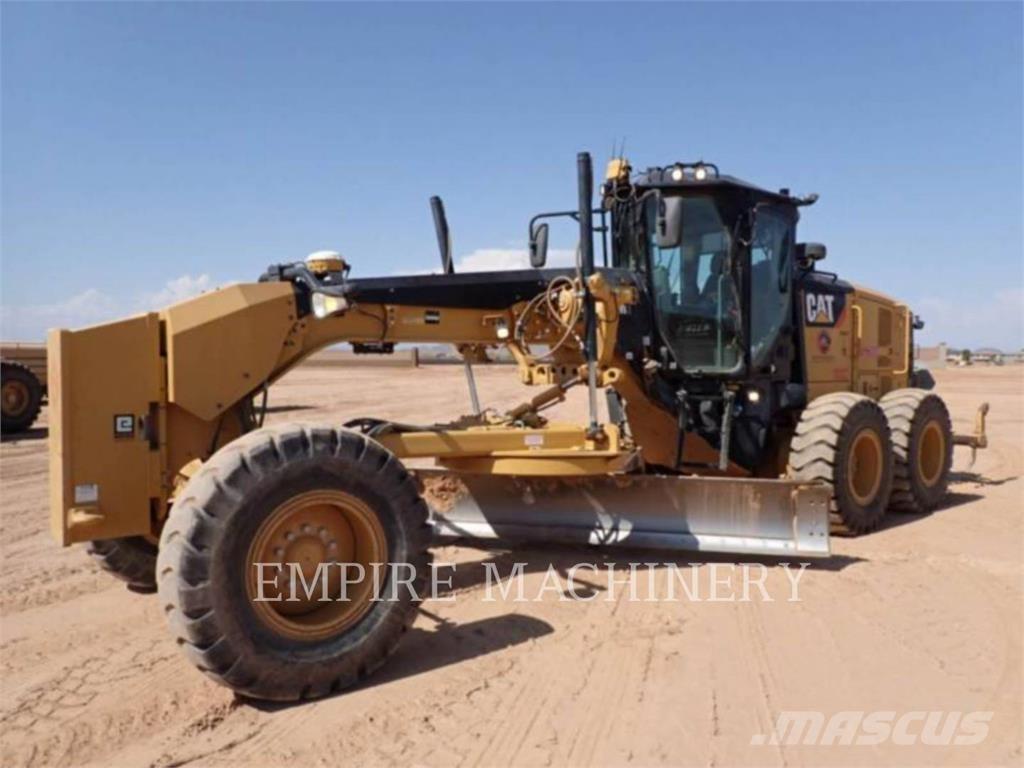 CAT 12M3 Veihøvler
