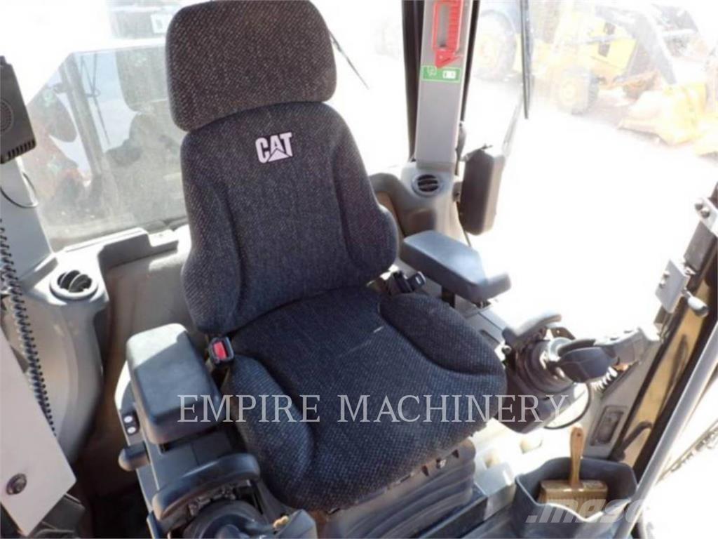 CAT 12M3 Veihøvler