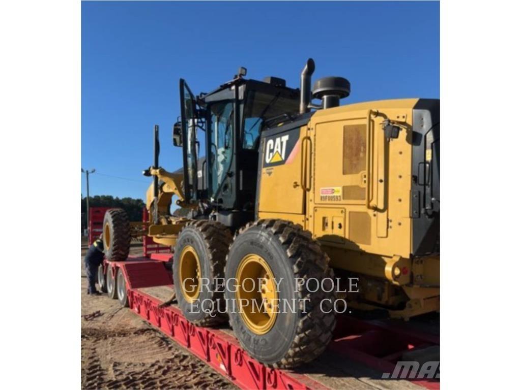 CAT 12M3 Veihøvler