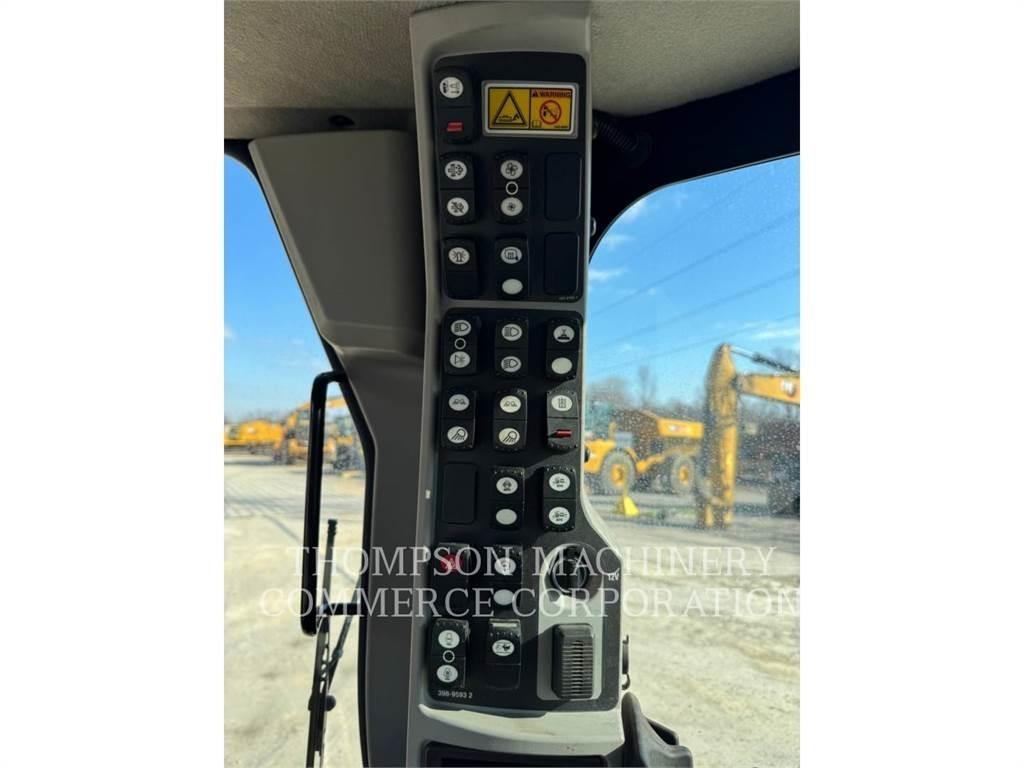 CAT 12M3 Veihøvler