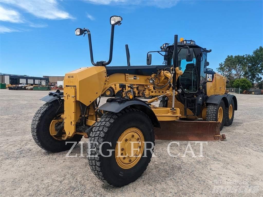 CAT 12M3AWD Veihøvler