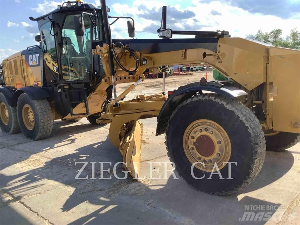 CAT 12M3AWD Veihøvler