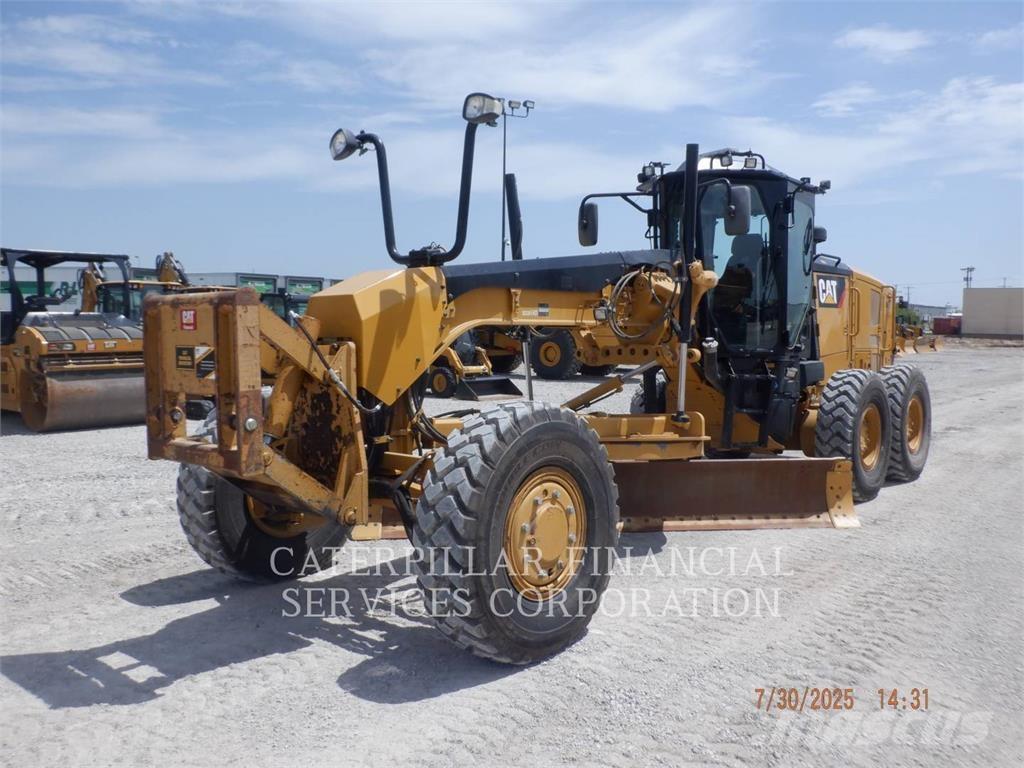 CAT 12M3AWD Veihøvler